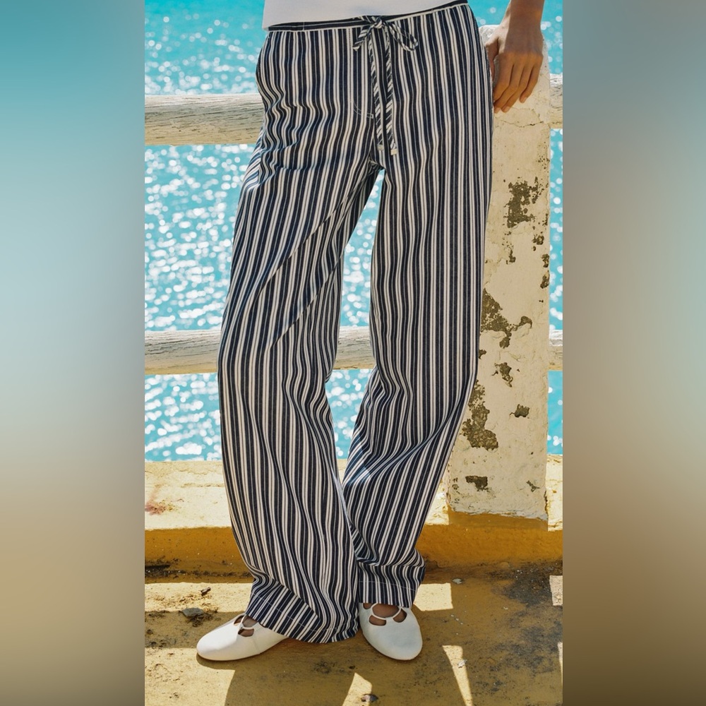 Zara Navy and White Striped Women's Trousers